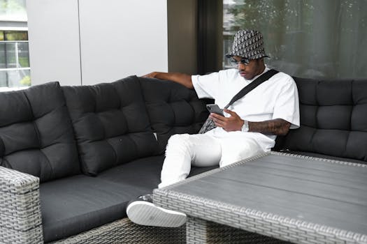 Beyond the Boardroom: Your Essential Guide to Stylish Watches for Casual Outfits